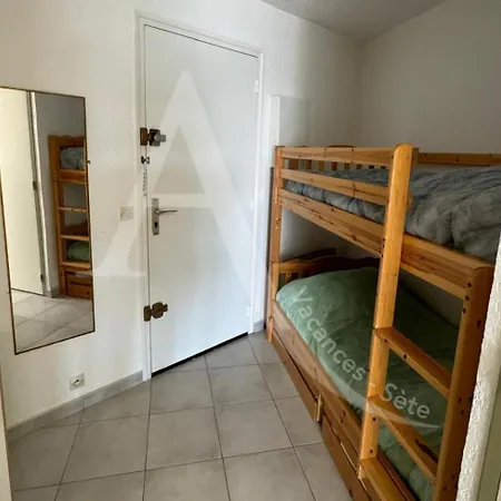 Vue Avec Parking Daire Sète